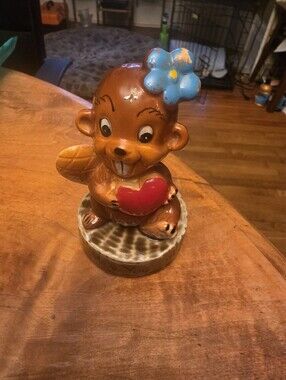 Vintage Beaver I Wuv You Figurine Flower Hat Anthropomorphic Kitsch Mid Century